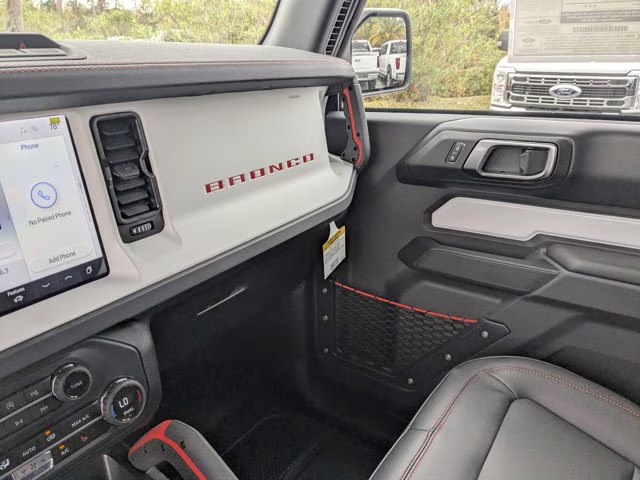 2025 Oxford White Ford Bronco Stroppe Edition 4X4 Convertible