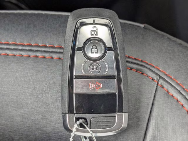 2025 Oxford White Ford Bronco Stroppe Edition 4X4 Convertible