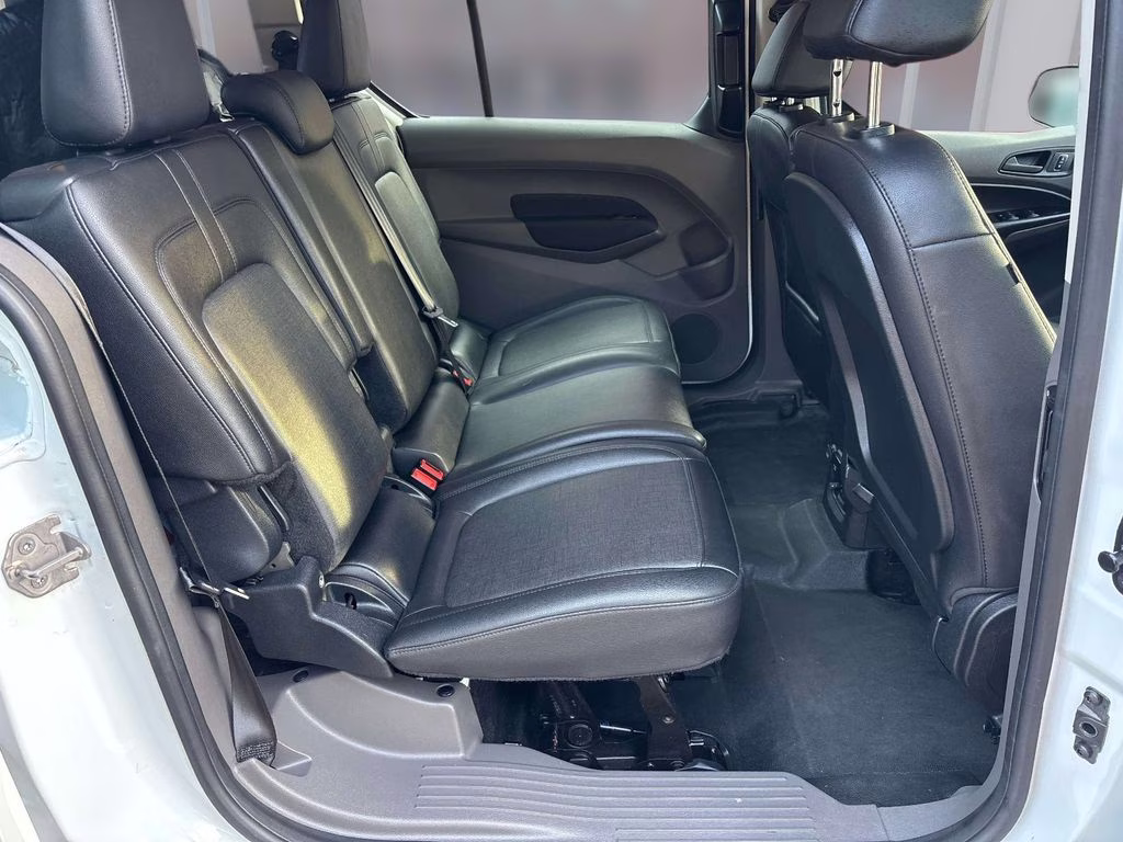 2022 Frozen White Ford Transit Connect XL FWD Crossover