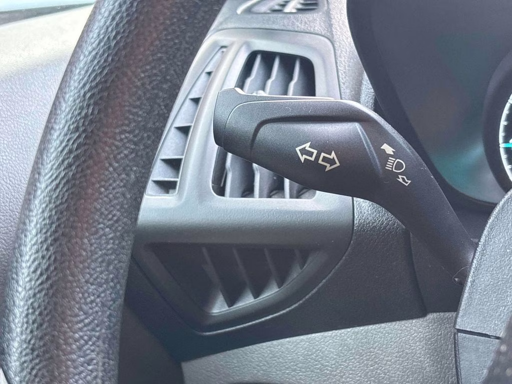 2022 Frozen White Ford Transit Connect XL FWD Crossover