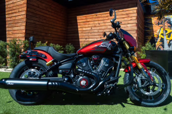 2026 SUNSET RED Indian SCOUT 101
