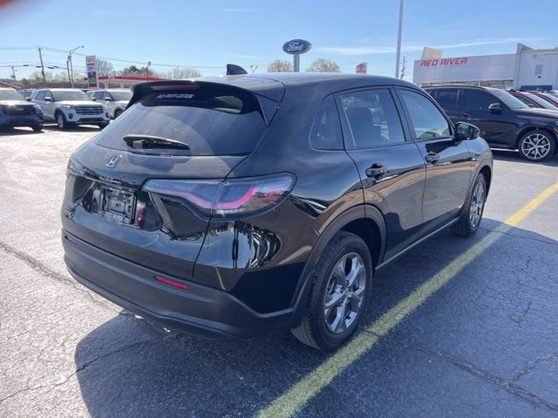 2026 Crystal Black Pearl Honda HR-V LX AWD SUV