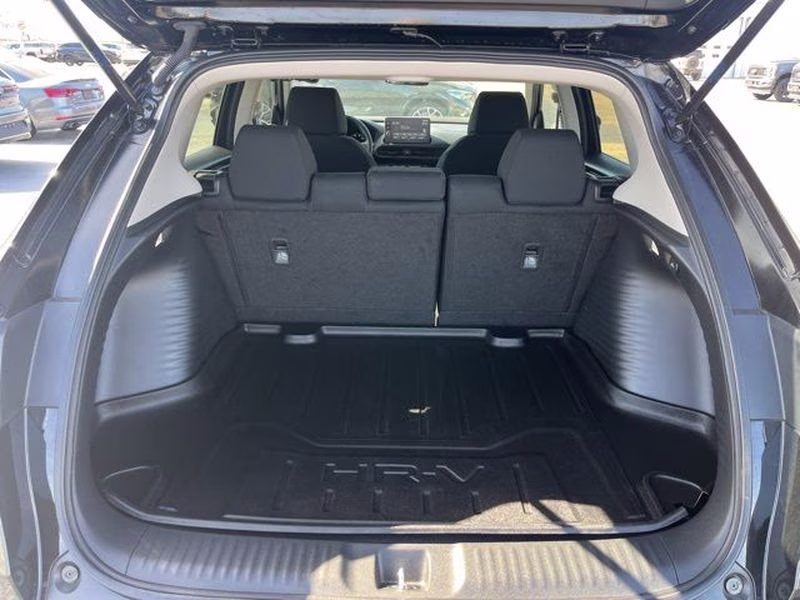 2026 Crystal Black Pearl Honda HR-V LX AWD SUV