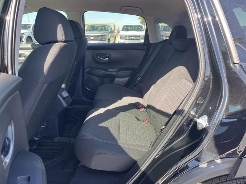 2026 Crystal Black Pearl Honda HR-V LX AWD SUV