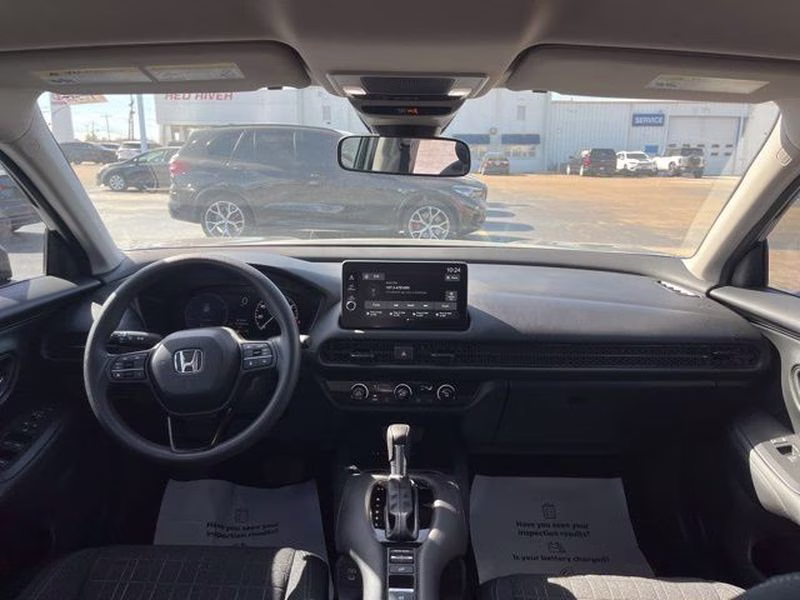 2026 Crystal Black Pearl Honda HR-V LX AWD SUV