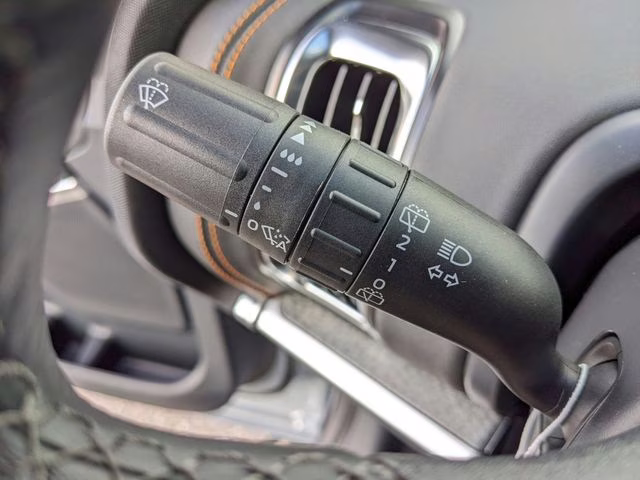 2025 Glacier Gray Metallic TriCoat Ford Expedition Tremor 4X4 SUV