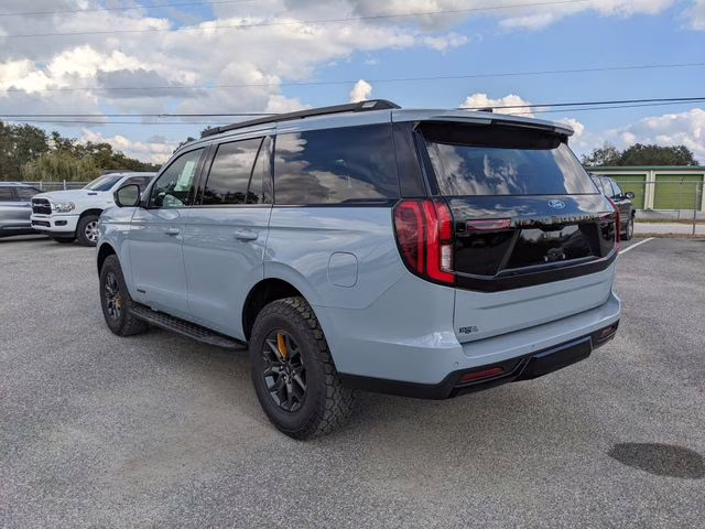2025 Glacier Gray Metallic TriCoat Ford Expedition Tremor 4X4 SUV