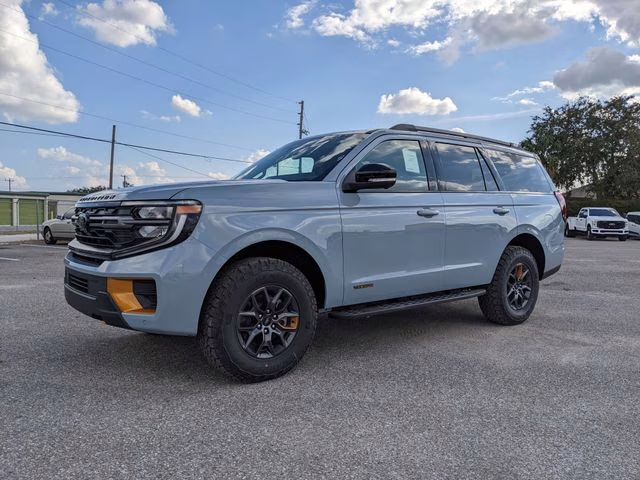 2025 Glacier Gray Metallic TriCoat Ford Expedition Tremor 4X4 SUV