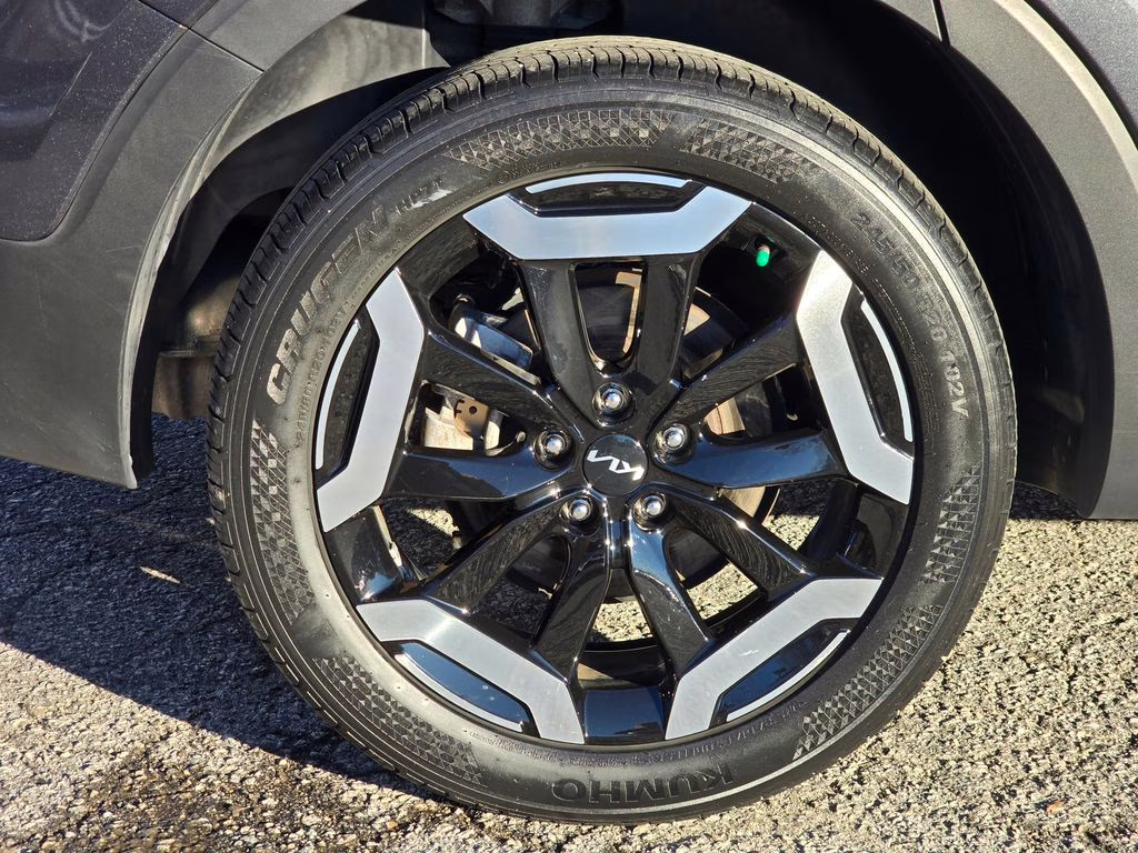 2023 Gravity Gray Kia Telluride S FWD SUV