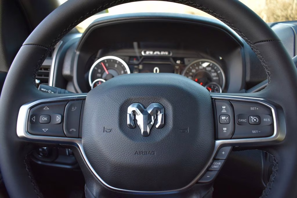 2026 Diamond Black Crystal Pearlcoat Ram 2500 Tradesman 4X4 Truck