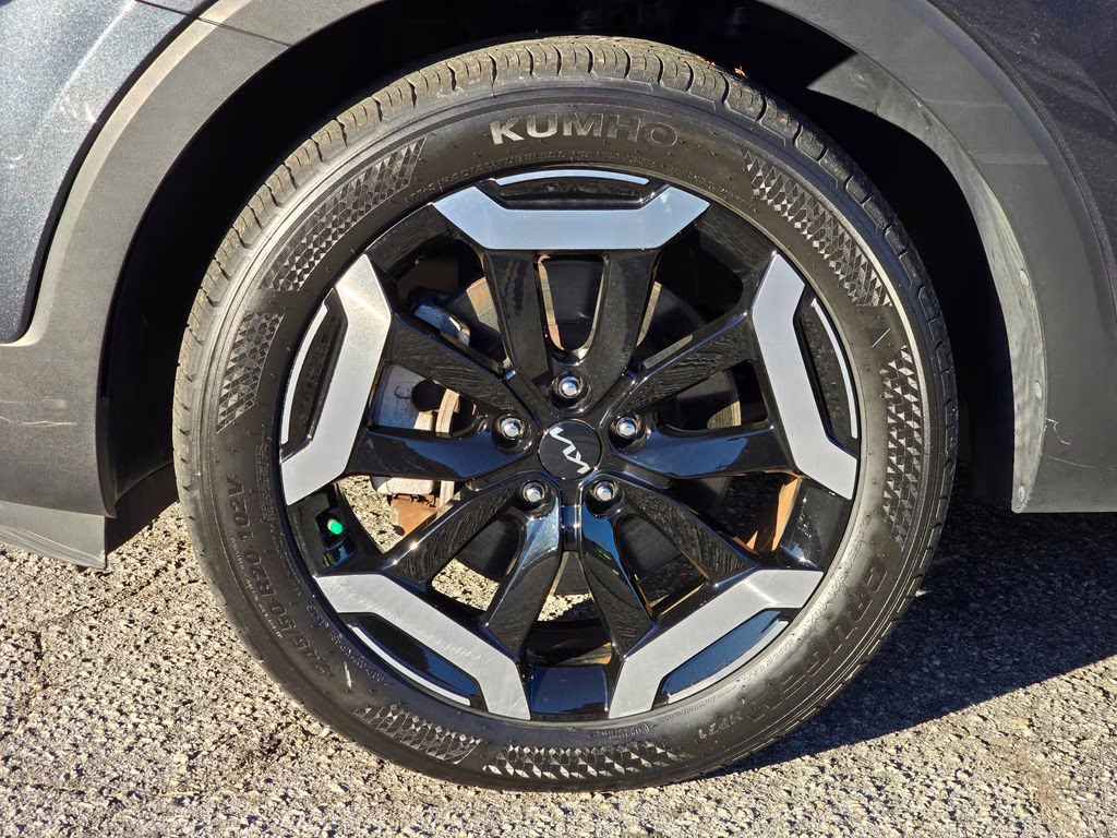 2023 Gravity Gray Kia Telluride S FWD SUV