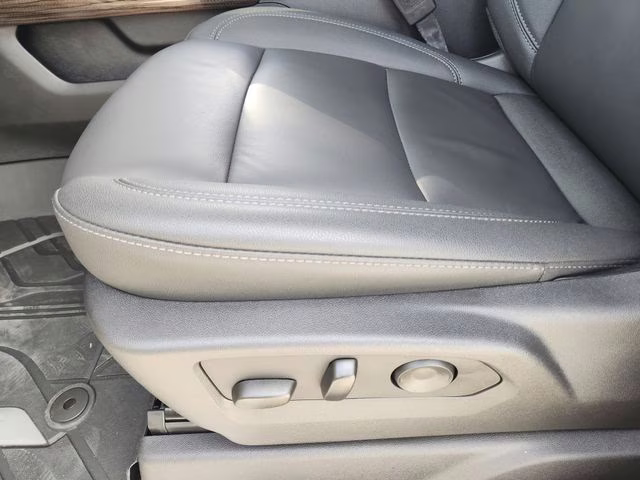 2025 Summit White Chevrolet Silverado 1500 RST 4X4 Truck