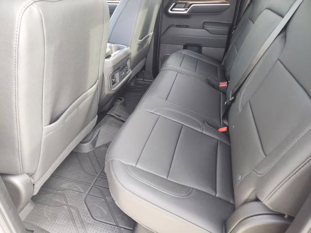 2025 Summit White Chevrolet Silverado 1500 RST 4X4 Truck