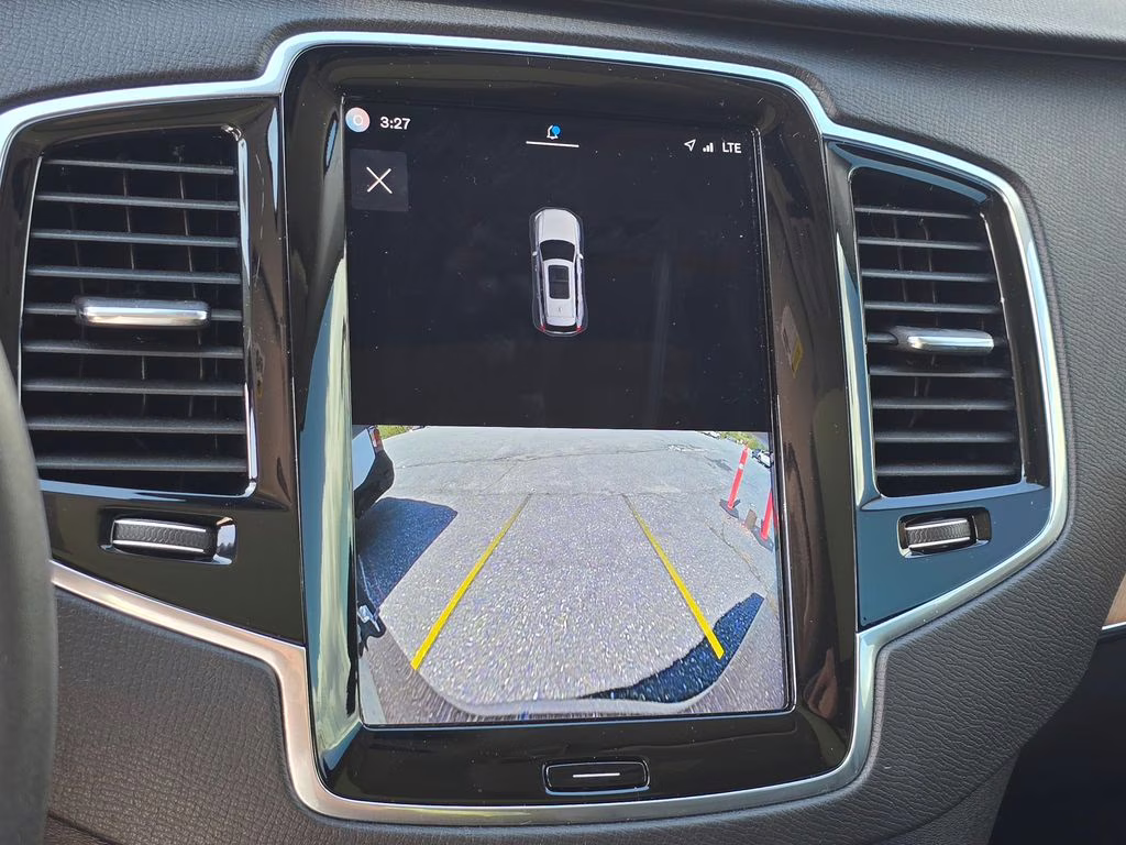 2023 Onyx Black Metallic Volvo XC90 B6 Plus 7-Seater AWD SUV