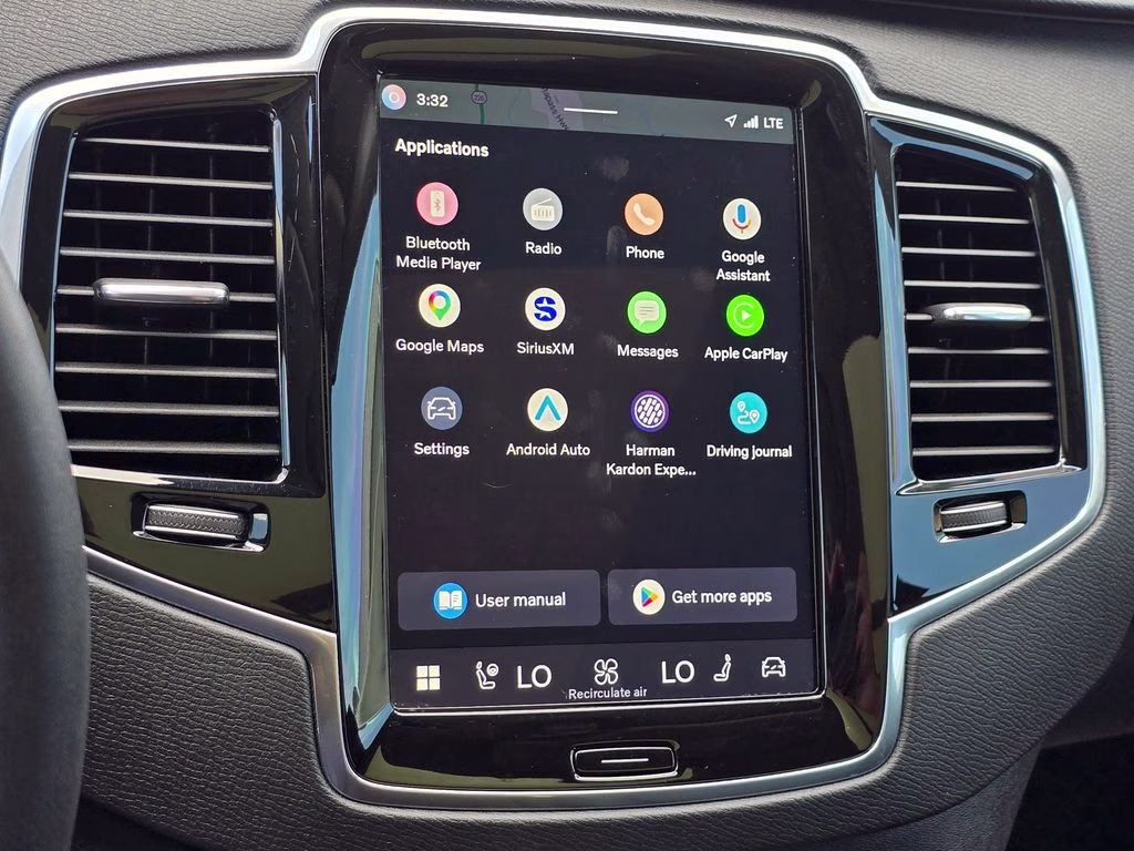 2023 Onyx Black Metallic Volvo XC90 B6 Plus 7-Seater AWD SUV
