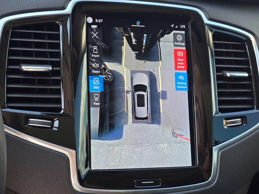 2023 Onyx Black Metallic Volvo XC90 B6 Plus 7-Seater AWD SUV