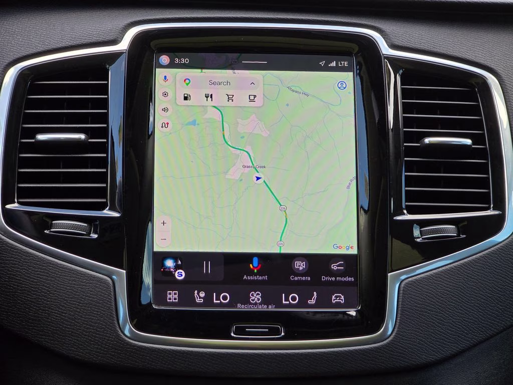2023 Onyx Black Metallic Volvo XC90 B6 Plus 7-Seater AWD SUV