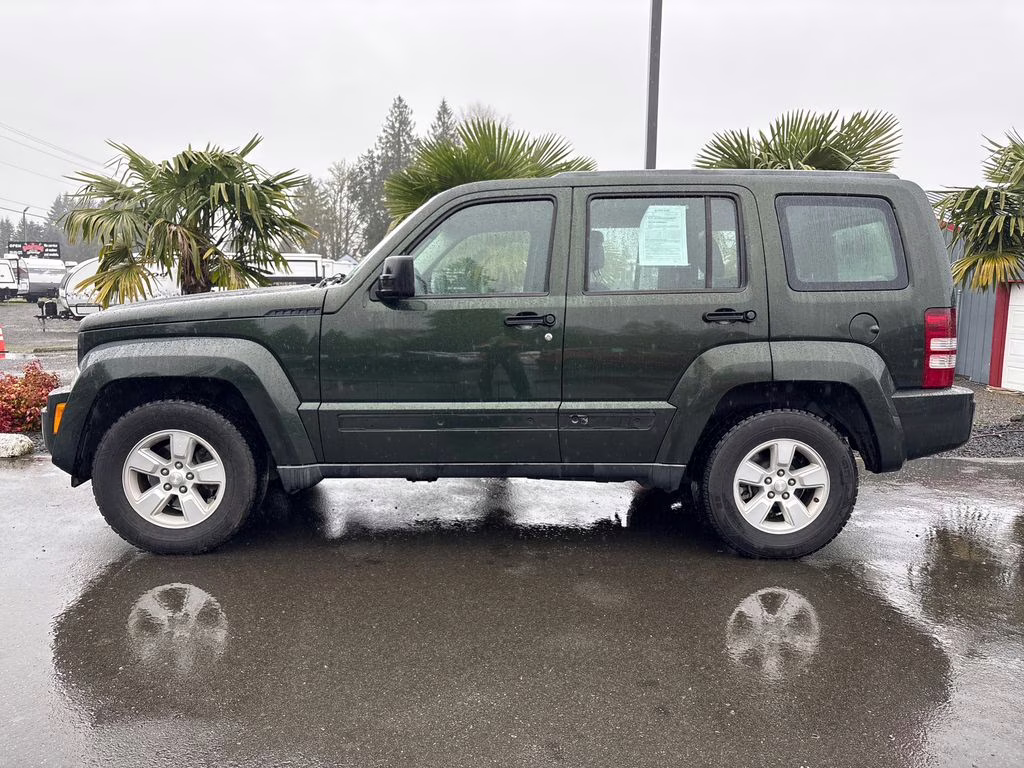 2012 Natural Green Pearlcoat Jeep Liberty Sport 4X4 SUV