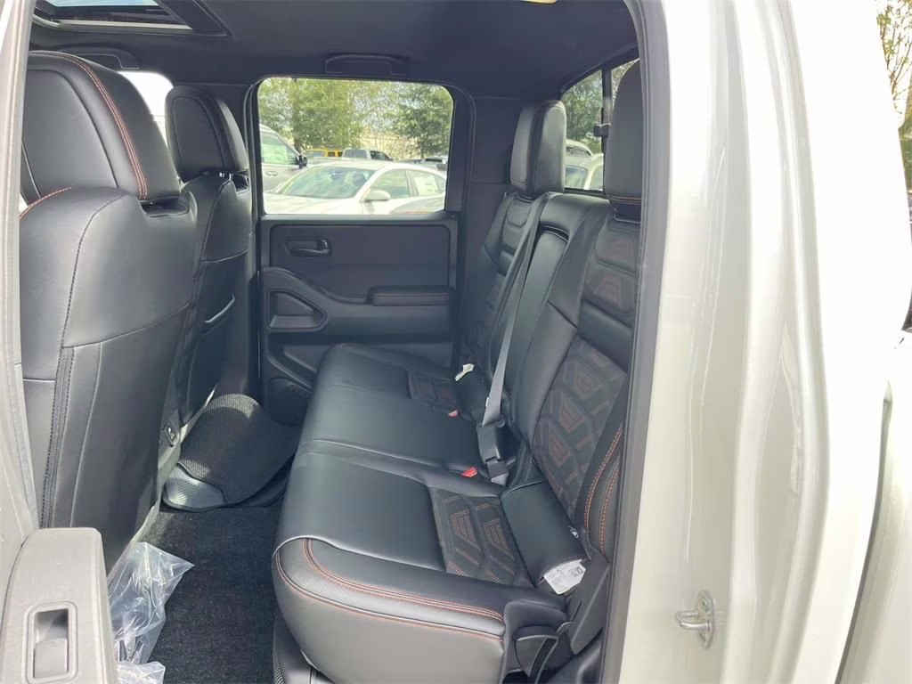 2026 Glacier White Nissan Frontier PRO-X RWD Truck