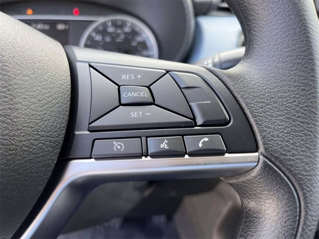 2025 Gray Sky Pearl Nissan Versa 1.6 SV FWD Sedan