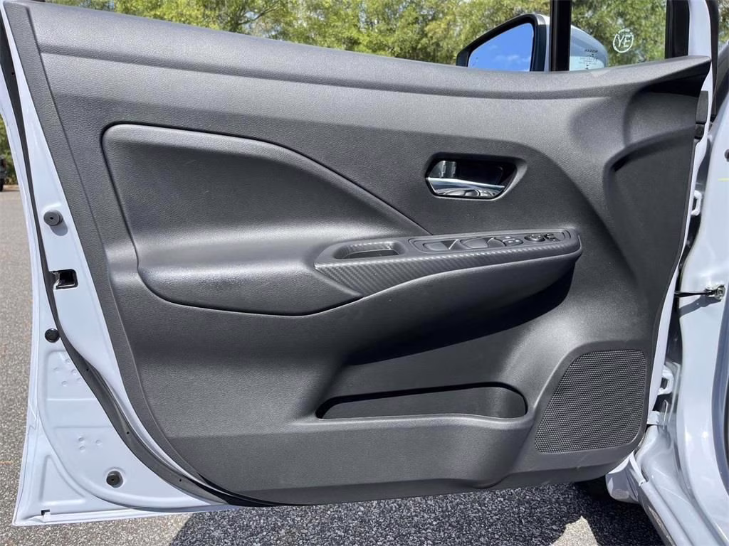 2025 Gray Sky Pearl Nissan Versa 1.6 SV FWD Sedan