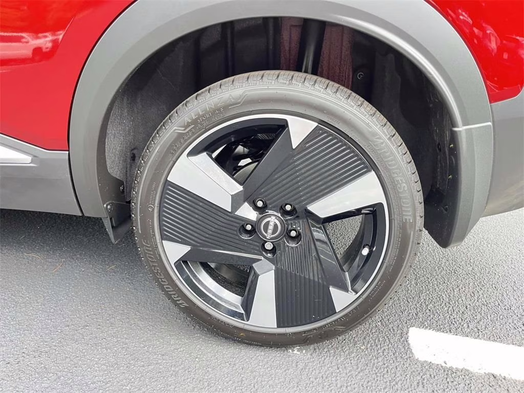 2026 Scarlet Ember Tintcoat Nissan Kicks SR FWD SUV