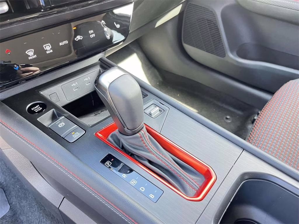 2026 Gun Metallic Nissan Kicks SR FWD SUV