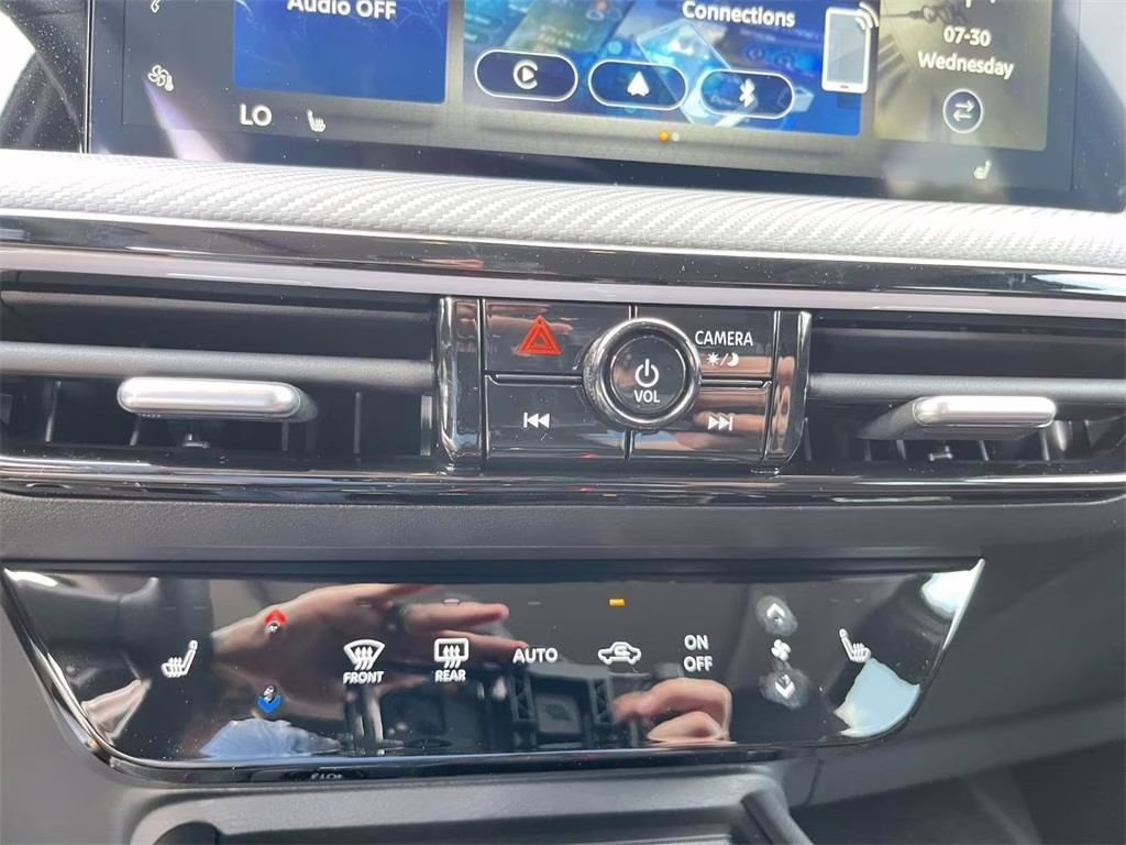 2026 Deep Blue Pearl Nissan Kicks SR AWD SUV