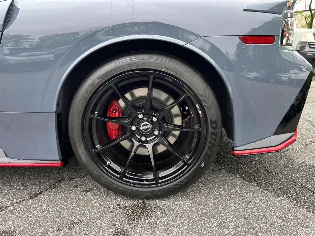 2025 Stealth Gray/Super Black Nissan Z NISMO RWD Coupe