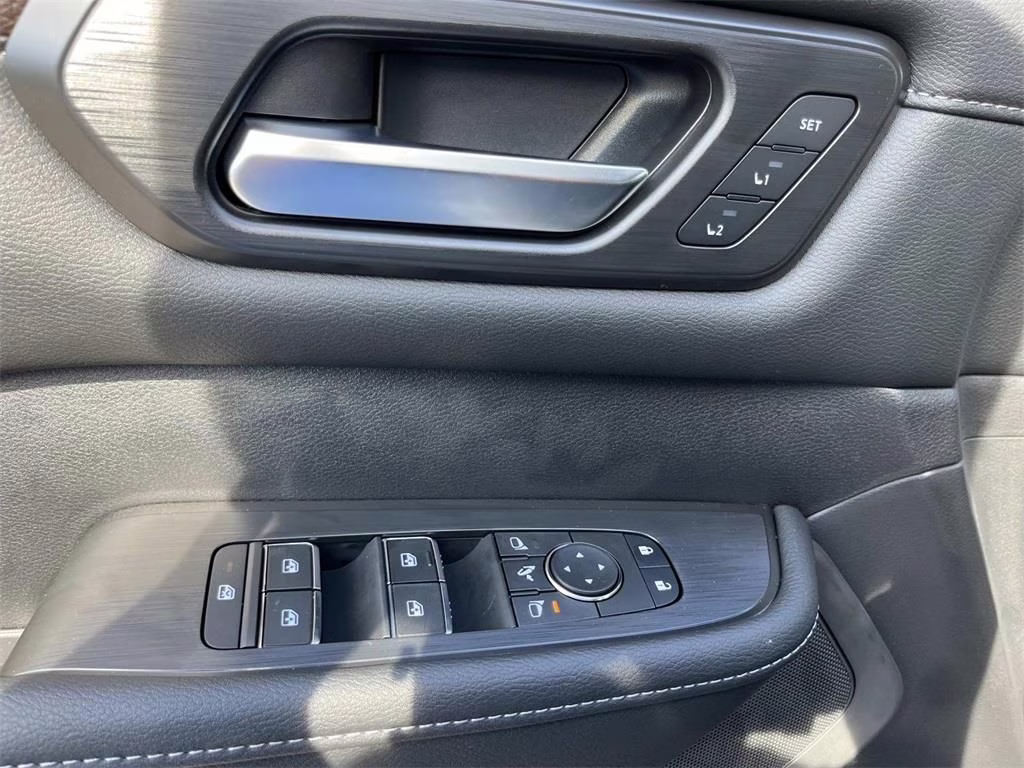 2026 Brilliant Silver Metallic Nissan Armada SL RWD SUV