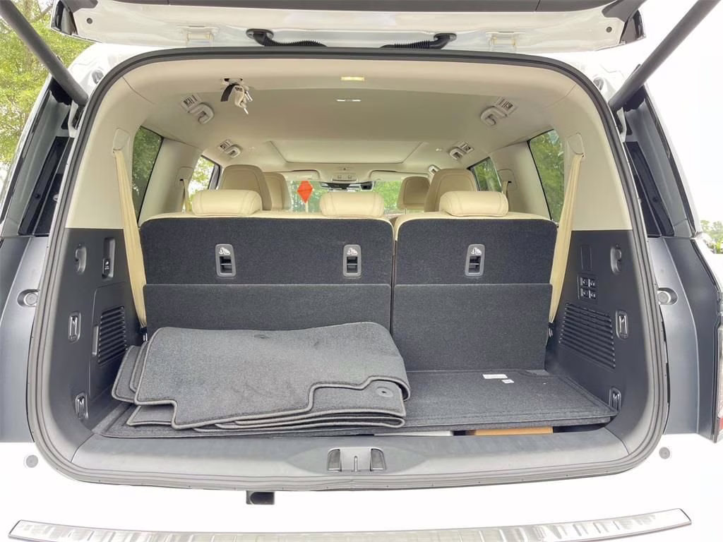 2026 Aspen White Tricoat Nissan Armada Platinum RWD SUV