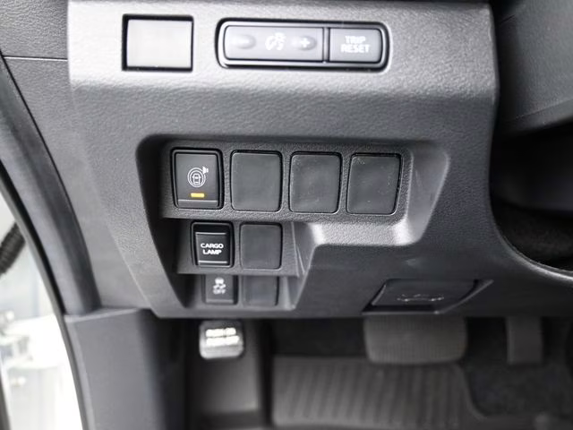 2026 Glacier White Nissan Frontier SV 4X4 Truck