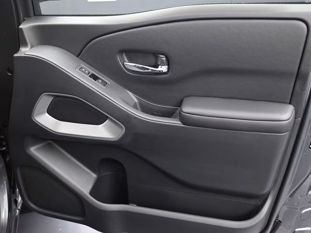 2026 Gun Metallic Nissan Frontier SV 4X4 Truck