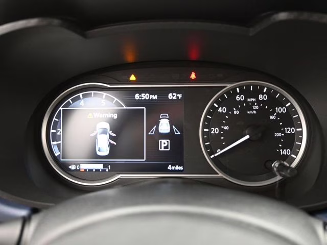 2025 Aspen White Tricoat Nissan Versa 1.6 SV FWD Sedan