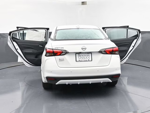 2025 Aspen White Tricoat Nissan Versa 1.6 SV FWD Sedan