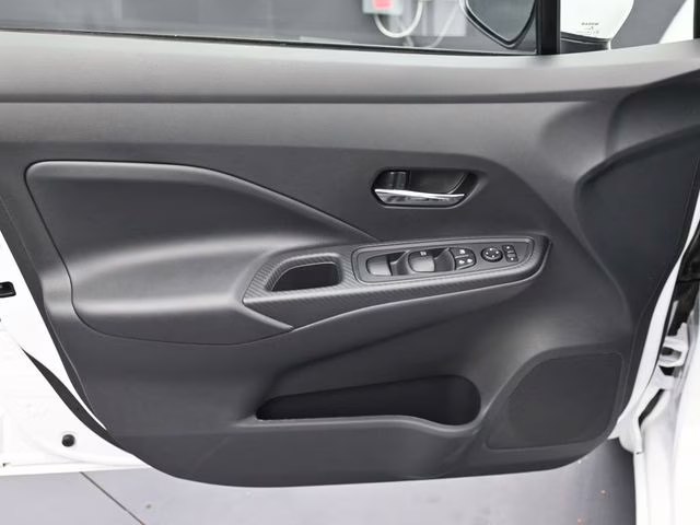 2025 Aspen White Tricoat Nissan Versa 1.6 SV FWD Sedan