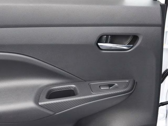 2025 Aspen White Tricoat Nissan Versa 1.6 SV FWD Sedan