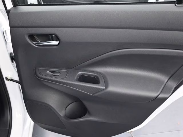 2025 Aspen White Tricoat Nissan Versa 1.6 SV FWD Sedan