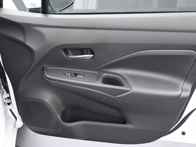 2025 Aspen White Tricoat Nissan Versa 1.6 SV FWD Sedan