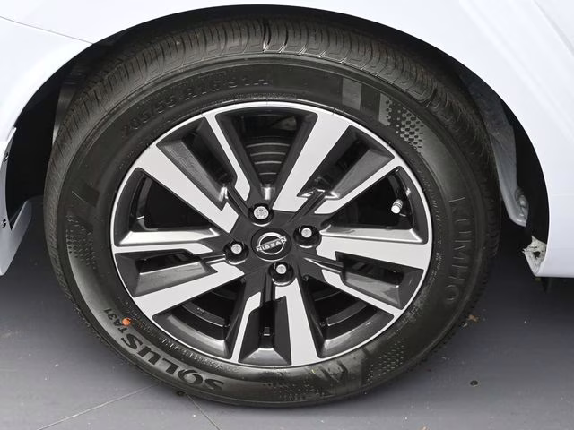 2025 Gray Sky Pearl Nissan Versa 1.6 SV FWD Sedan