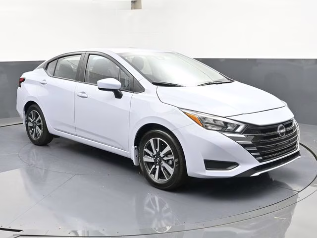 2025 Gray Sky Pearl Nissan Versa 1.6 SV FWD Sedan