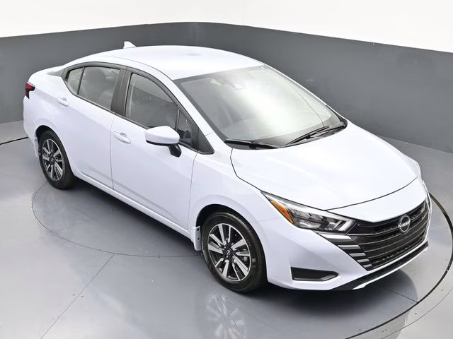 2025 Gray Sky Pearl Nissan Versa 1.6 SV FWD Sedan