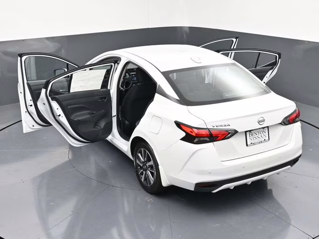 2025 Aspen White Tricoat Nissan Versa 1.6 SV FWD Sedan