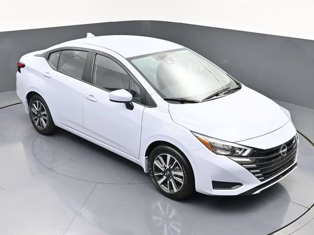 2025 Gray Sky Pearl Nissan Versa 1.6 SV FWD Sedan