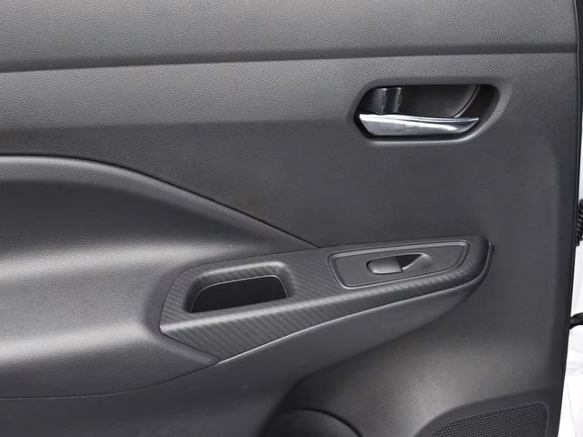 2025 Aspen White Tricoat Nissan Versa 1.6 SV FWD Sedan