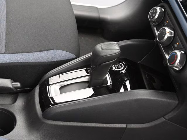 2025 Aspen White Tricoat Nissan Versa 1.6 SV FWD Sedan