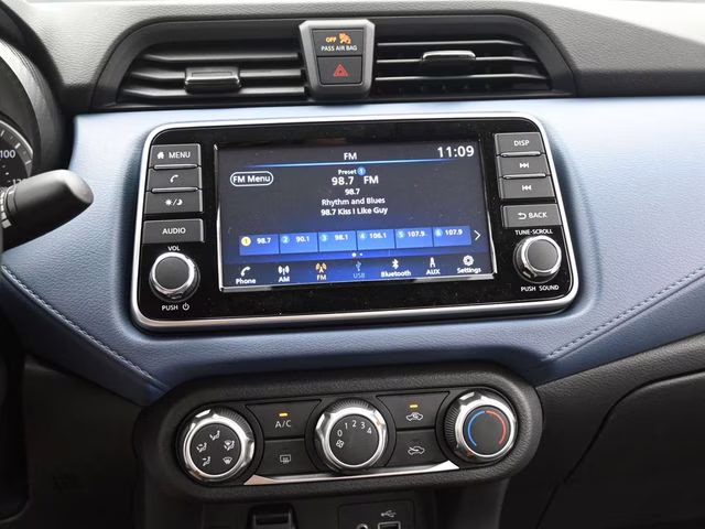 2025 Aspen White Tricoat Nissan Versa 1.6 SV FWD Sedan