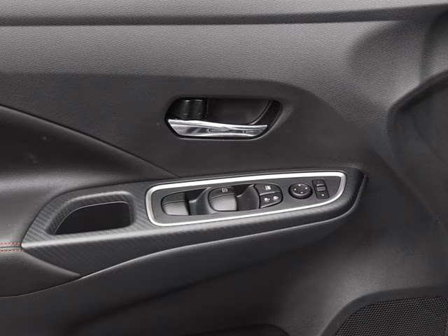 2025 Gray Sky Pearl Nissan Versa 1.6 SR FWD Sedan