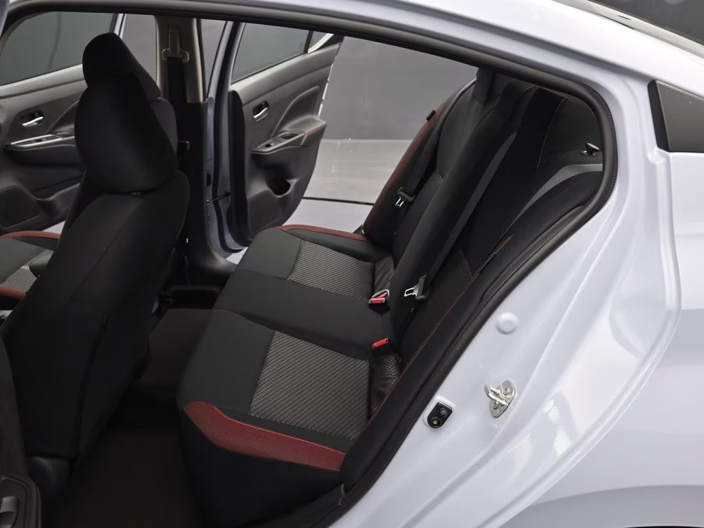 2025 Gray Sky Pearl Nissan Versa 1.6 SR FWD Sedan