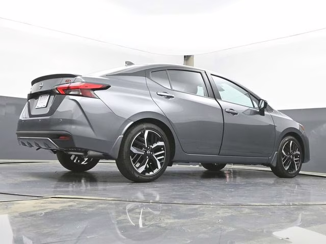 2025 Gun Metallic Nissan Versa 1.6 SR FWD Sedan